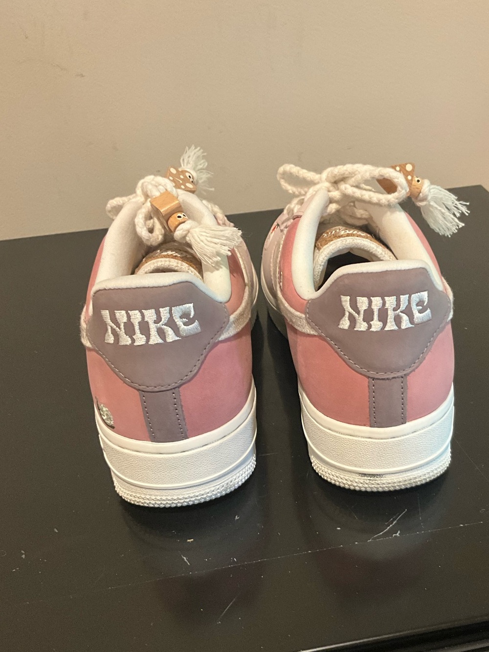 Nike Air Pink and White Low-Top Sneakers with Tassel Laces Size 9 - Picture 3 of 12